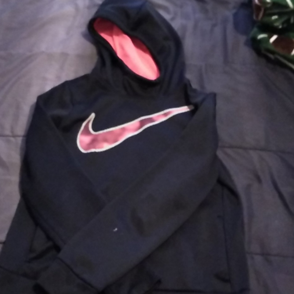 Nike sweater